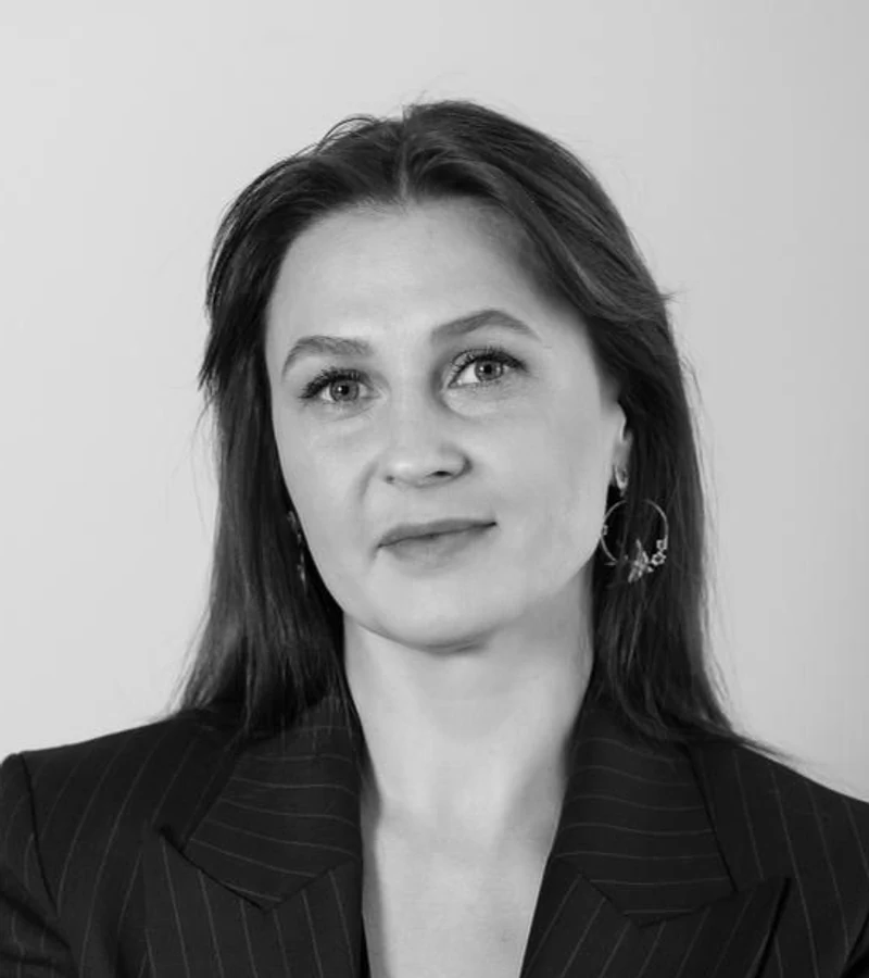 Полина Росс